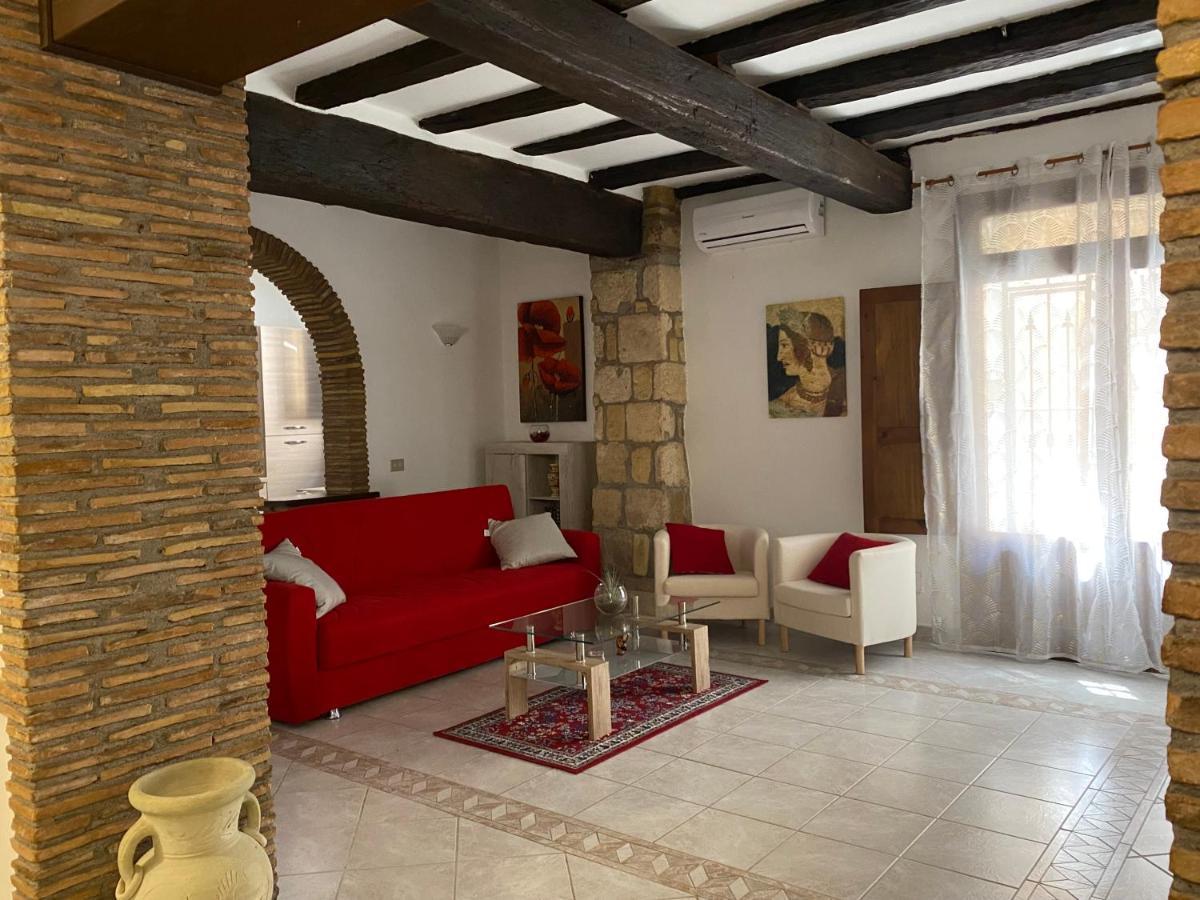 La Fanciulla Velca Apartment Tarquinia Bagian luar foto