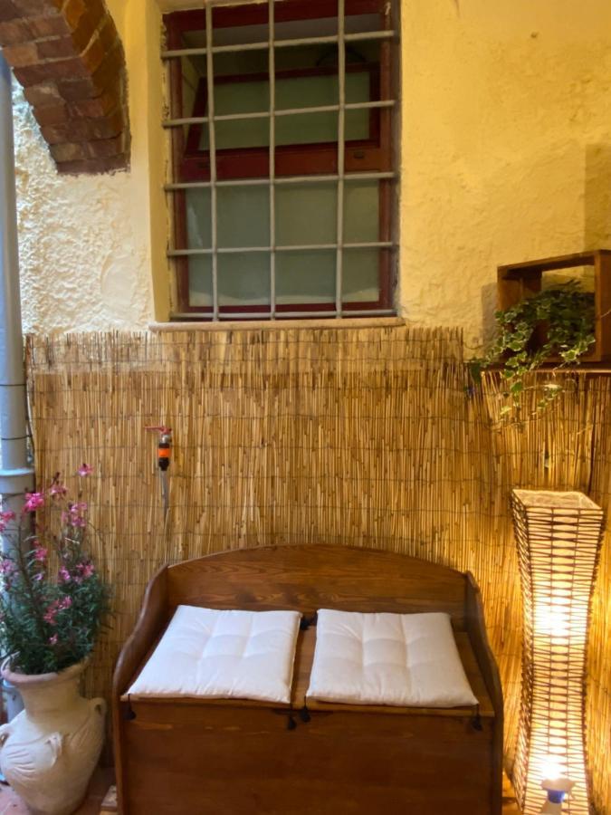La Fanciulla Velca Apartment Tarquinia Bagian luar foto